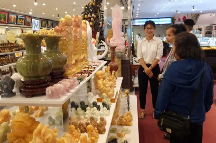 Kinh nghiệm du lịch Đà Nẵng mua gì làm quà