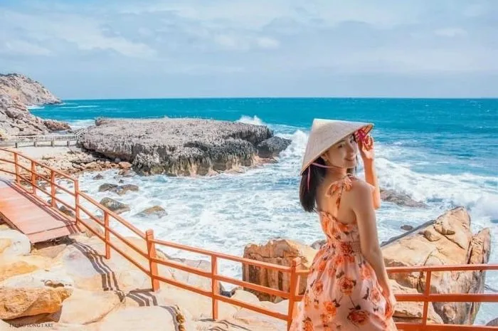 Tour Hang Rái Vĩnh Hy Nha Trang