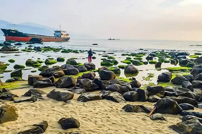 Bãi biển Nam Ô