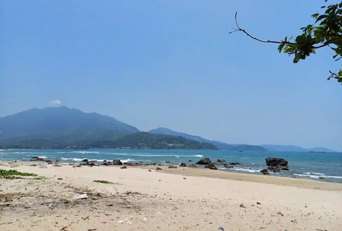 Bãi biển Nam Ô