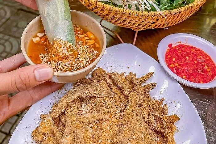 Ăn gì ở bãi biển Nam Ô