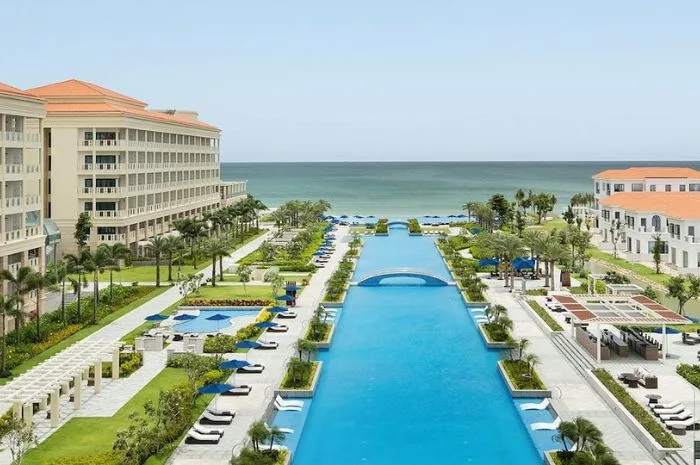 Khách sạn Đà Nẵng có bãi biển riêng
