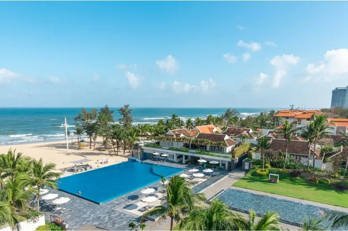 Khách sạn Đà Nẵng có bãi biển riêng