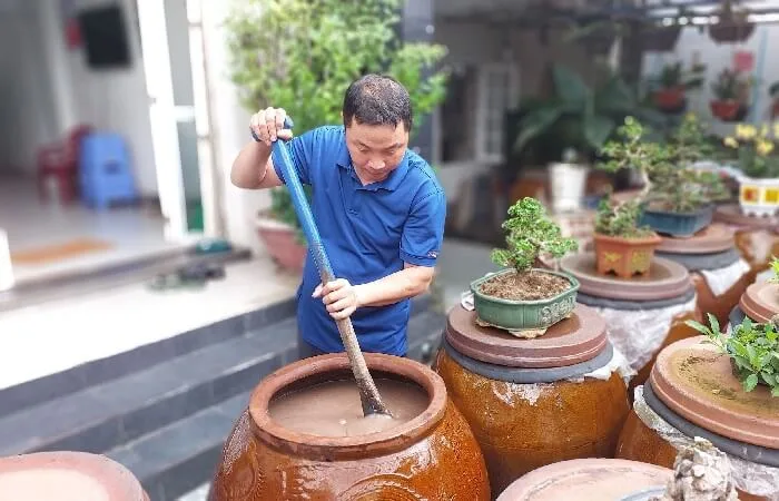 Tham quan làng nghề nước mắm gần bãi biển Nam Ô