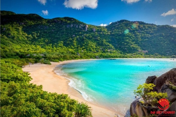 Vịnh Đầm Bấy Nha Trang – điểm “sống ảo” đẹp như tranh vẽ