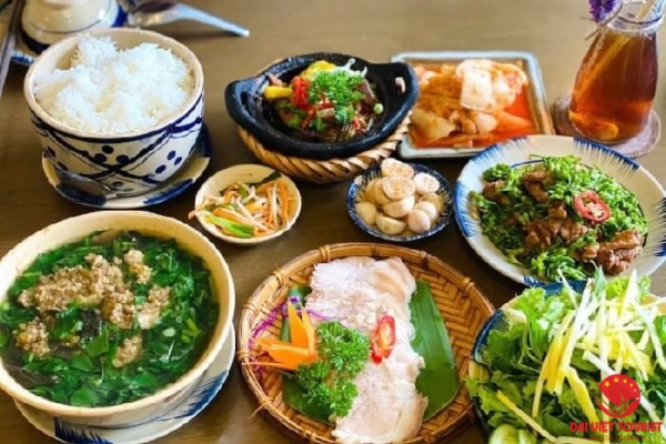 Top 24 quán cơm Nha Trang có tiếng tại phố biển ai cũng khen