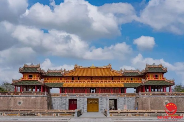 Thuyết minh Hoàng Thành Huế – Công trình lịch sử đặc sắc cố đô