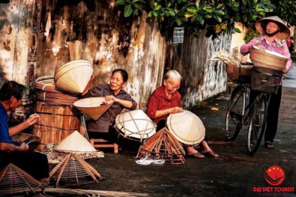 Làng nón Phú Cam Huế – Chiêm ngưỡng nét đẹp nón lá Việt