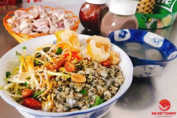 Top 10 quán cơm hến Huế ngon, chuẩn vị cố đô
