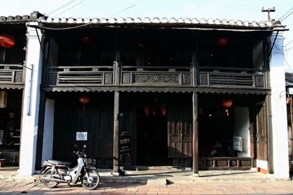 Nhà cổ Phùng Hưng – Tìm về vẻ đẹp cổ đậm chất Á Đông