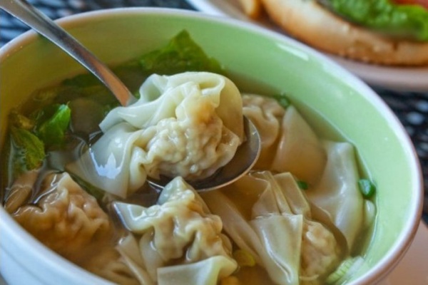 Top 10 quán bán hoành thánh Hội An ngon nhất giá rẻ