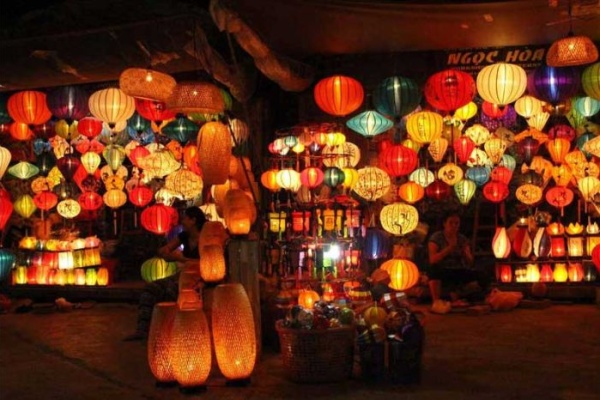 Phố đèn lồng Hội An – Check in vẻ đẹp rực rỡ về đêm
