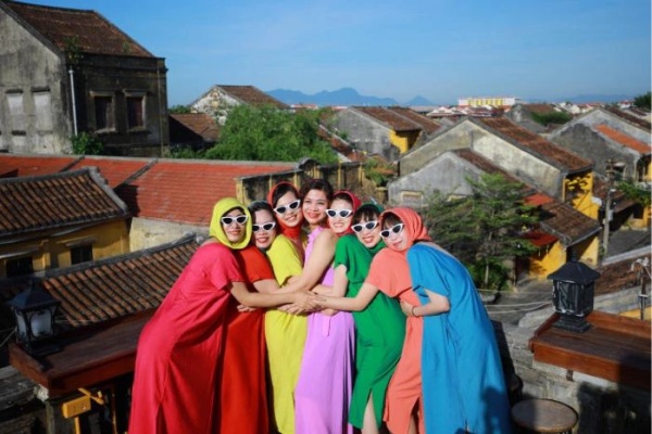 Review 100+ cách tạo dáng chụp ảnh ở Hội An cho cả nam và nữ