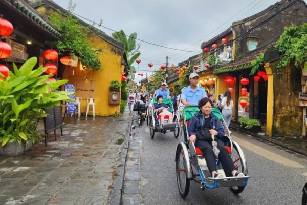 Trải nghiệm xích lô Hội An địa điểm thuê giá rẻ nhất