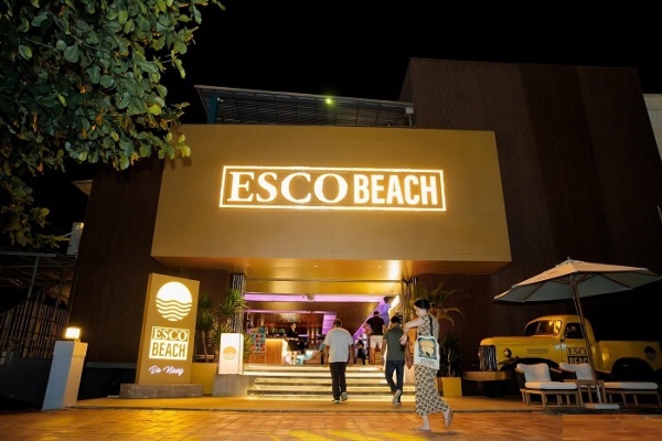 Review Esco beach Đà Nẵng tiệm đồ uống ngon view đẹp số 1