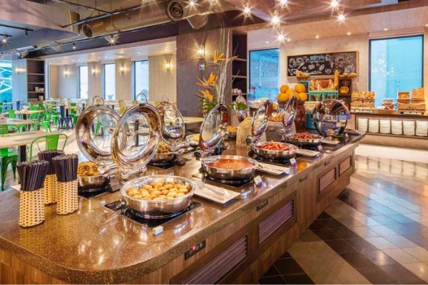 Top 16 nhà hàng buffet Nha Trang: Giá, địa chỉ và review chi tiết