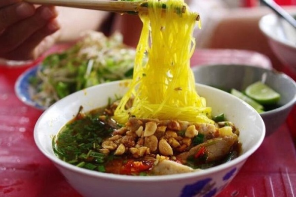 Top 10 quán mì Quảng Nha Trang ngon “quên lối về”, dân sành ăn gợi ý