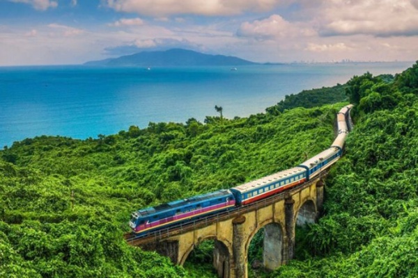 Giá vé tàu hỏa Đà Nẵng đi Huế: bảng giá, lịch tàu và cách chọn hạng phù hợp