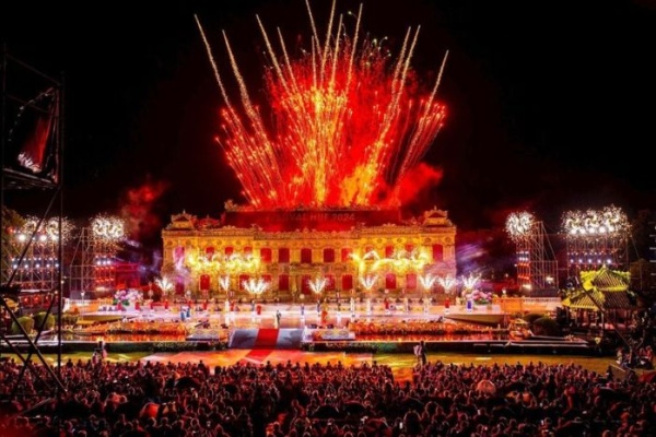 Festival Huế diễn ra khi nào? Lịch bốn mùa lễ hội chi tiết cho du khách