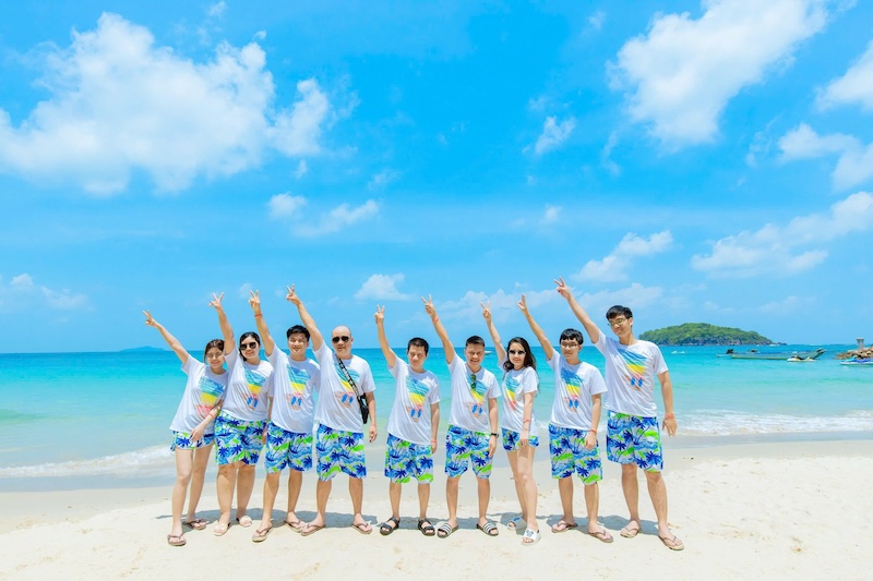 Du khách thỏa sức check-in và ghi lại những khoảnh khắc đáng nhớ trong hành trình tour