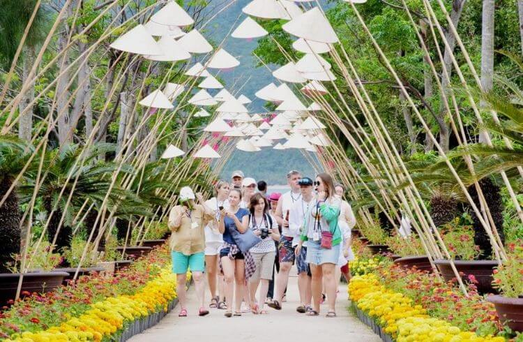 Tour đảo Khỉ suối đảo Nha Trang