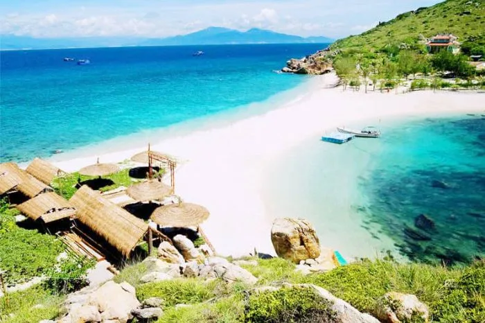 TOUR ĐẢO YẾN ĐÔNG TẰM NHA TRANG