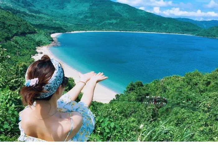 B&aacute;n đảo Sơn Tr&agrave; Đ&agrave; Nẵng - &ldquo;H&ograve;n ngọc xanh&rdquo; giữa l&ograve;ng phố