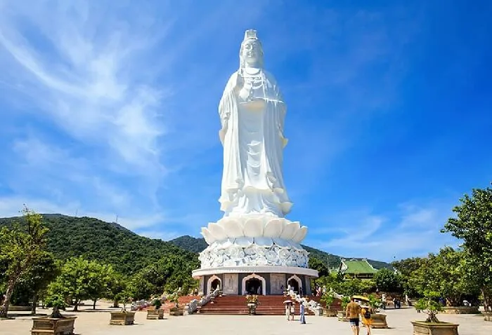 Chùa Linh Ứng Sơn Trà - Nơi có tượng Phật Quan Âm cao 67m - Đại Việt Tourist