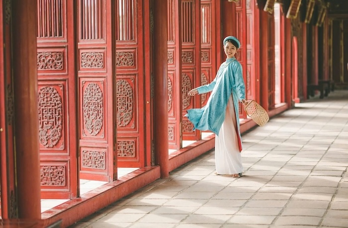 Du khách tham quan Huế hãy cứ thoải mái tận hưởng mọi thứ.