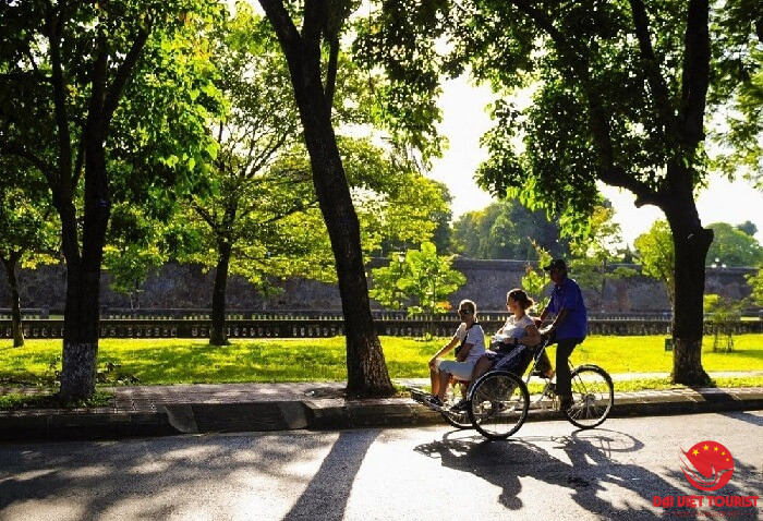 Nên đi du lịch Huế mùa nào tháng mấy