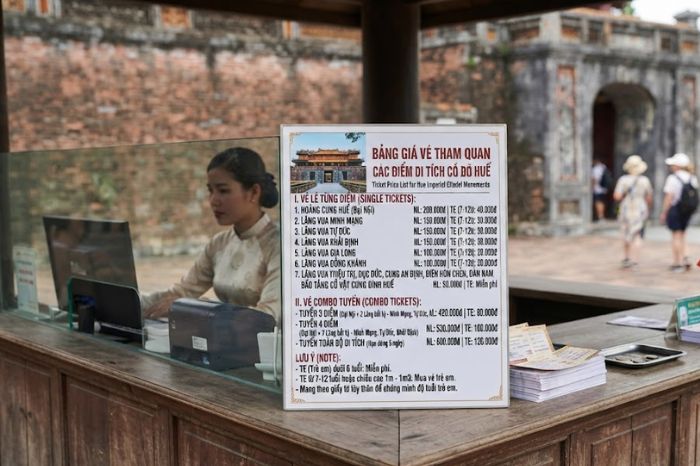Bảo tàng Cổ vật Cung đình Huế