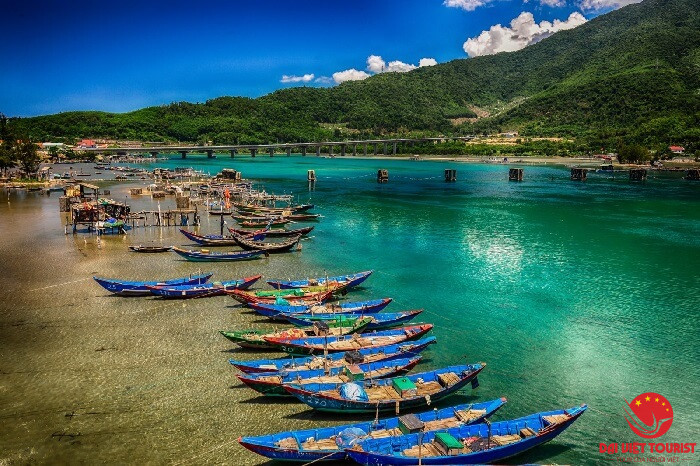 Làng chài Lăng Cô Huế