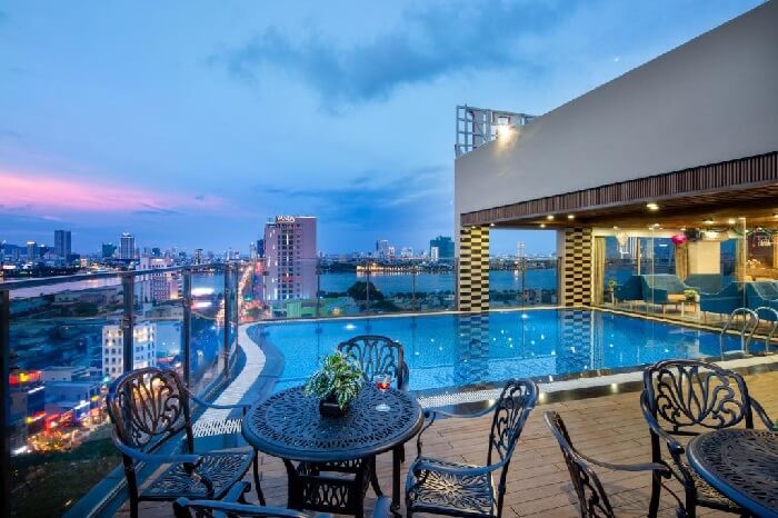 Khách sạn Đà Nẵng gần cầu Rồng