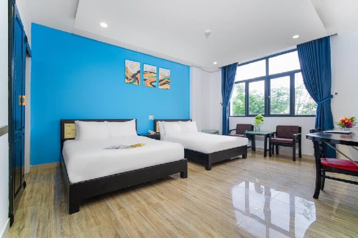 Khách sạn đường Phạm Văn Đồng Đà Nẵn