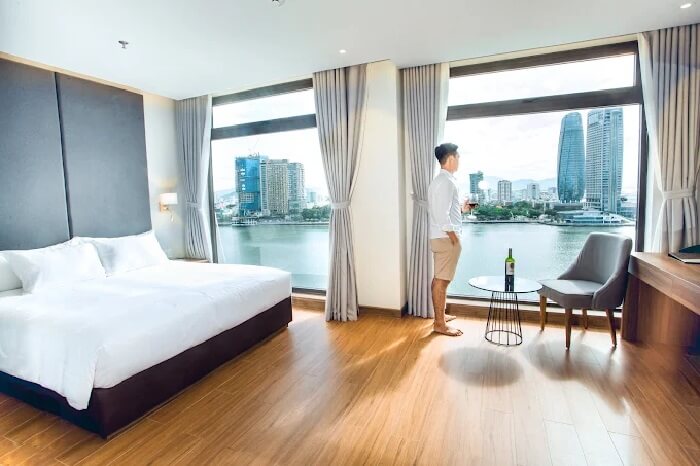 Khách sạn đường Trần Hưng Đạo Đà Nẵng