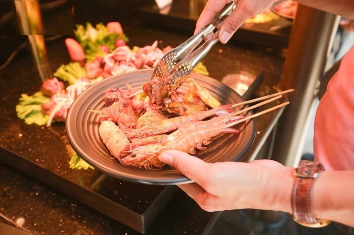 Nhà hàng Phượng Hoàng Núi Thần Tài