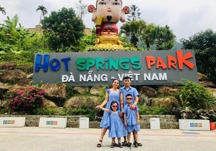 Thuê xe ô tô từ Đà Nẵng đi Núi Thần Tài
