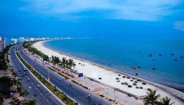 Biển Nguyễn Tất Thành