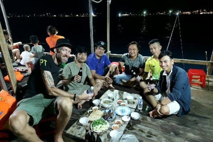 Câu mực đêm Phú Quốc