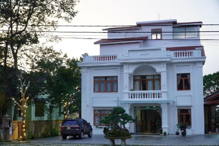 Khách sạn Măng Đen