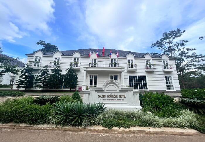 Khách sạn Măng Đen