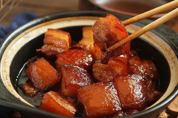 Ăn gì ở nhà hát múa rối nước À Ơi Phú Quốc