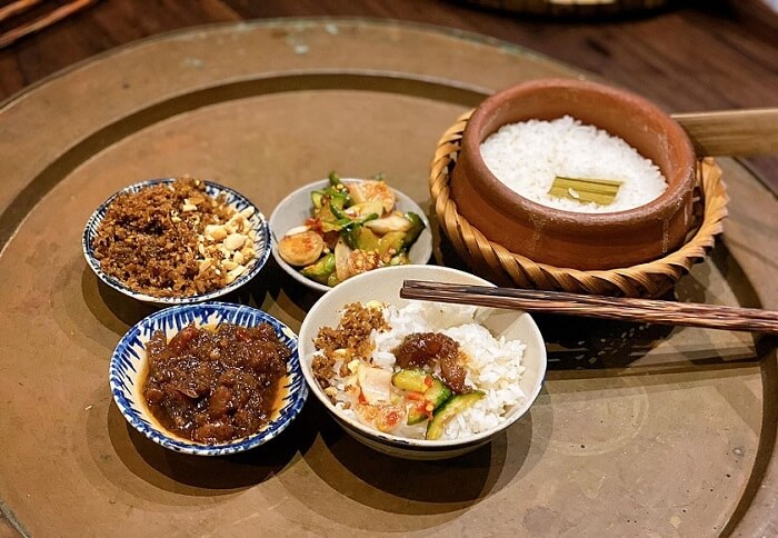 Quán cơm niêu Phú Quốc