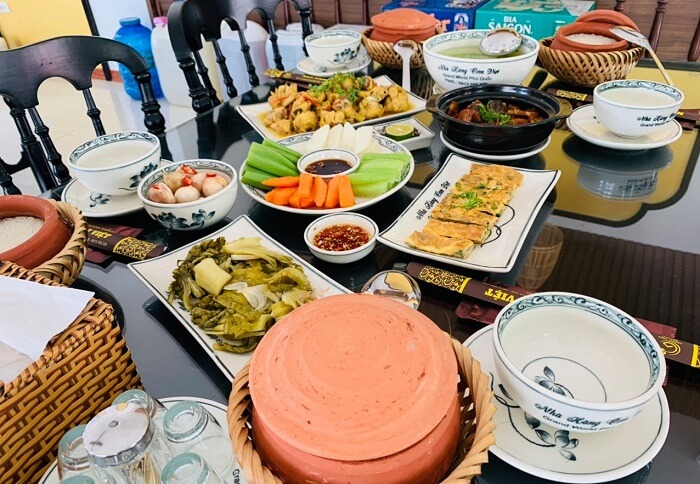 Quán cơm niêu Phú Quốc