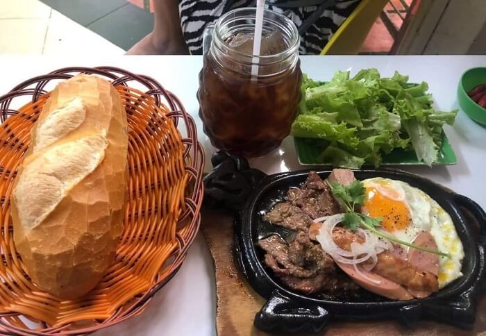 Quán bò né Đà Nẵng