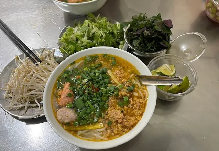 Quán bún riêu Đà Nẵng