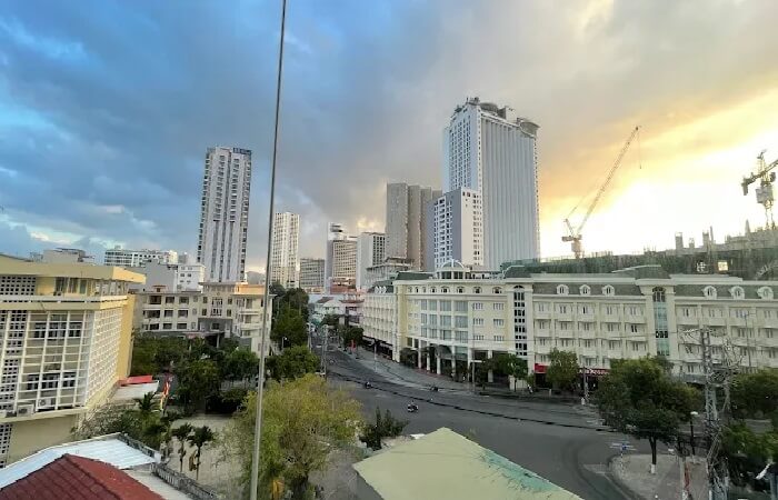 Khách sạn đường Hùng Vương Nha Trang