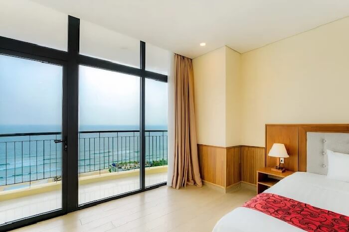 Khách sạn đường Hùng Vương Nha Trang