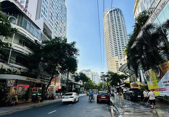 Khách sạn đường Hùng Vương Nha Trang