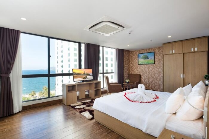 Khách sạn đường Hùng Vương Nha Trang